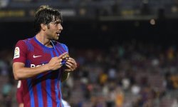 نادي برشلونة الإسباني يجدد عقد روبيرتو رسمياً حتى صيف 2023